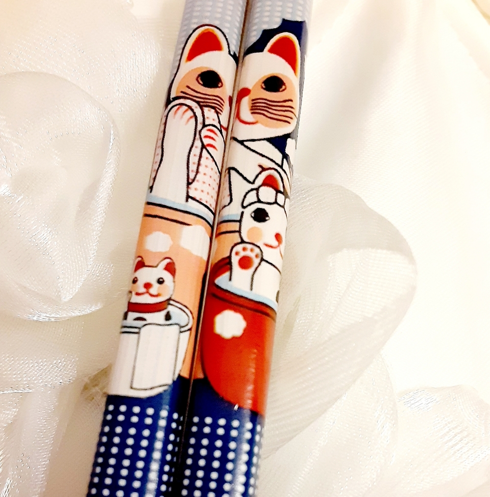 Lucky Cat Asian Bamboo Sushi Chopsticks or Hairsticks